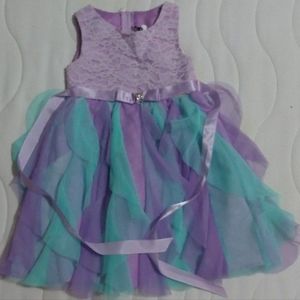 Dress Kids